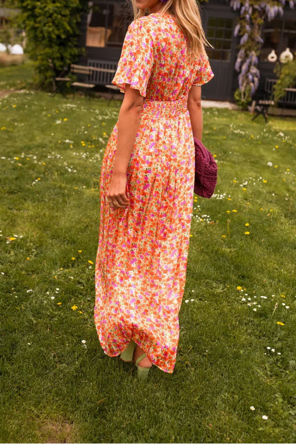 Women's Floral Maxi Dress - V-Neck Short Sleeve Pleated Skirt