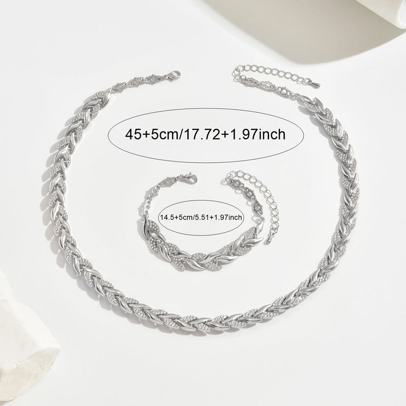 Women's Necklace and Bracelet Set - Fishtail Link Chain