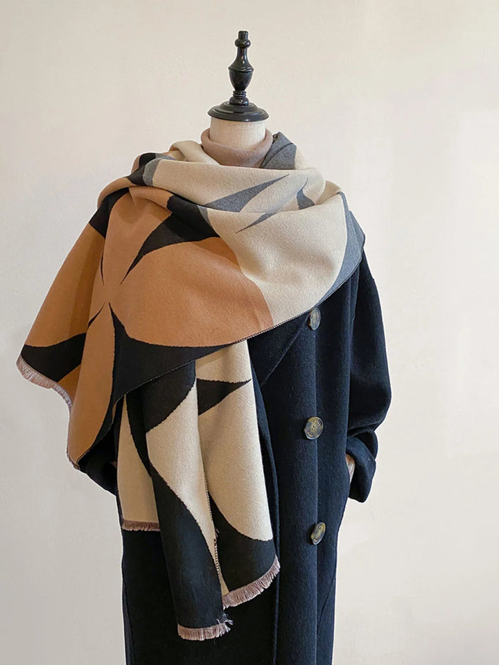Women's Oversized Blanket Scarf - Geometric Color Block Woven Wrap